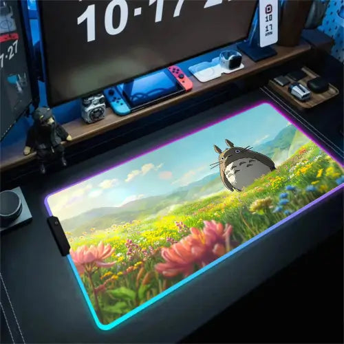 Tapis de souris RGB "Totoro Évasion"